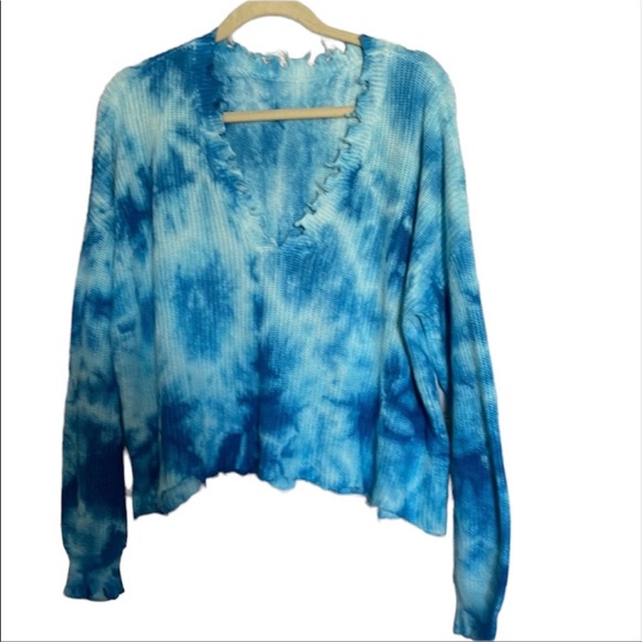 New! Fate Tye Dye Sweater - Picture 2 of 9